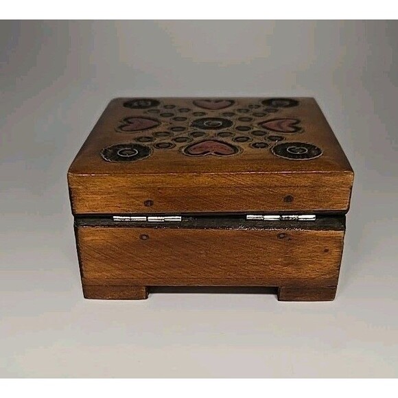 Hand Carved Wooden Trinket Box Hearts Design Rustic 3x3in Vintage Keepsake - Picture 5 of 8